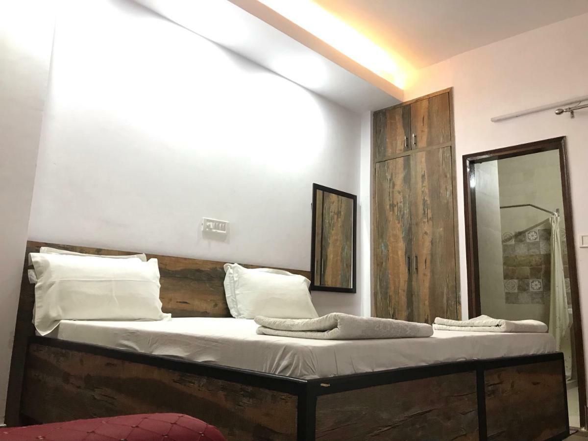 Tatvamasi Homestay Neu-Delhi Exterior foto